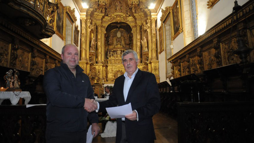 Igreja de Santa Maria de Bouro em obras de remodelação até ao mês de Junho